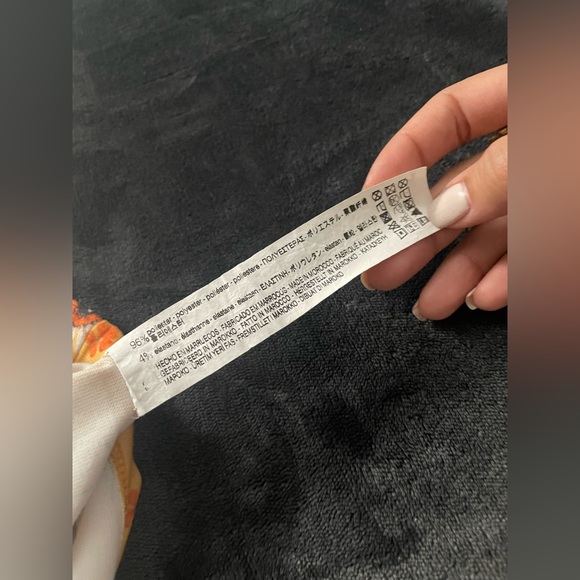 Zara (Trafaluc) - Floral Body-con Sunflower Dress - Sz- M 👗🛍️ - Picture 4 of 8